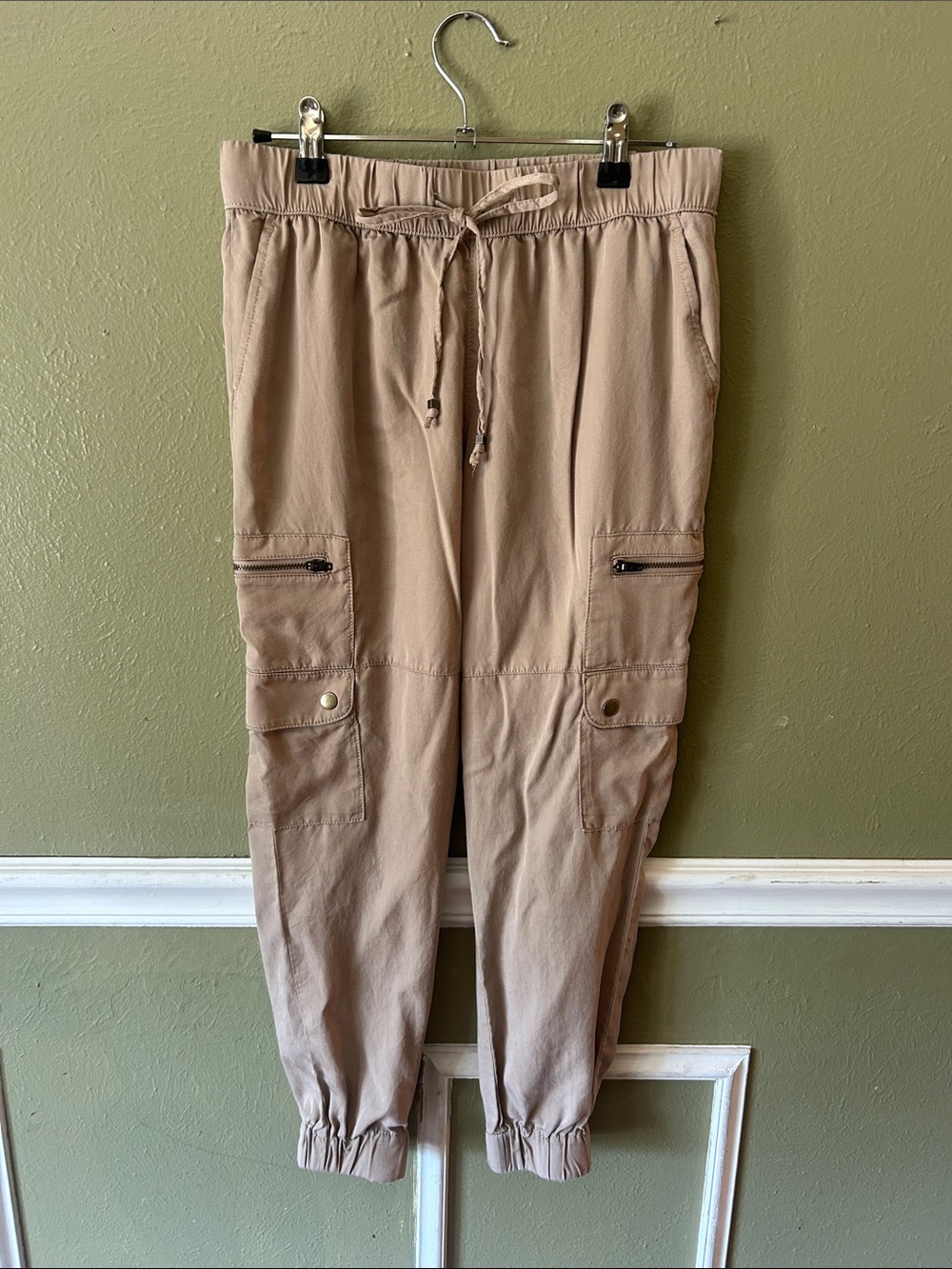 Banana Republic Cargo Jogger Pants - Drawstring Waist